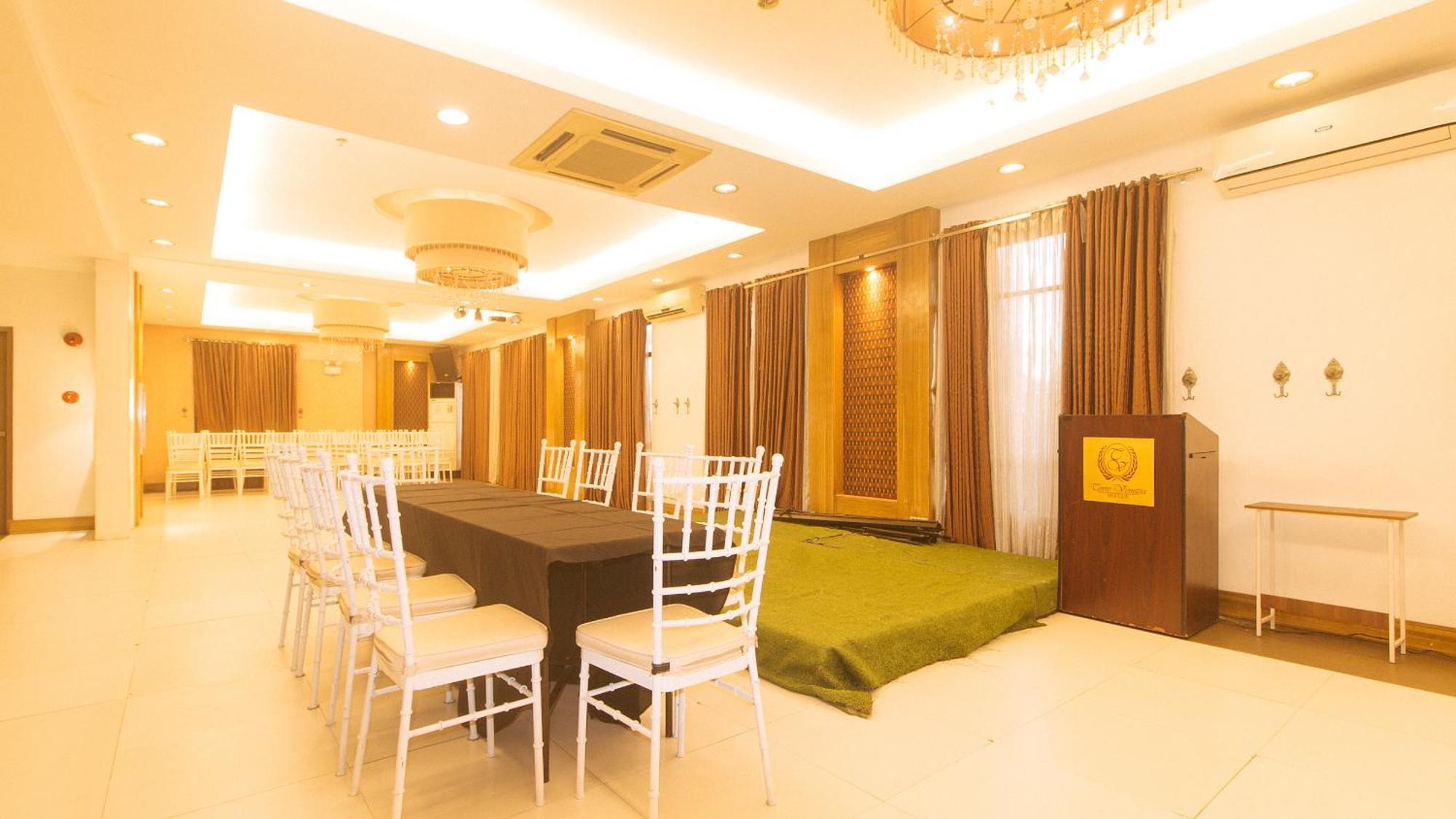 Torre Venezia Suites Quezon City Exterior foto